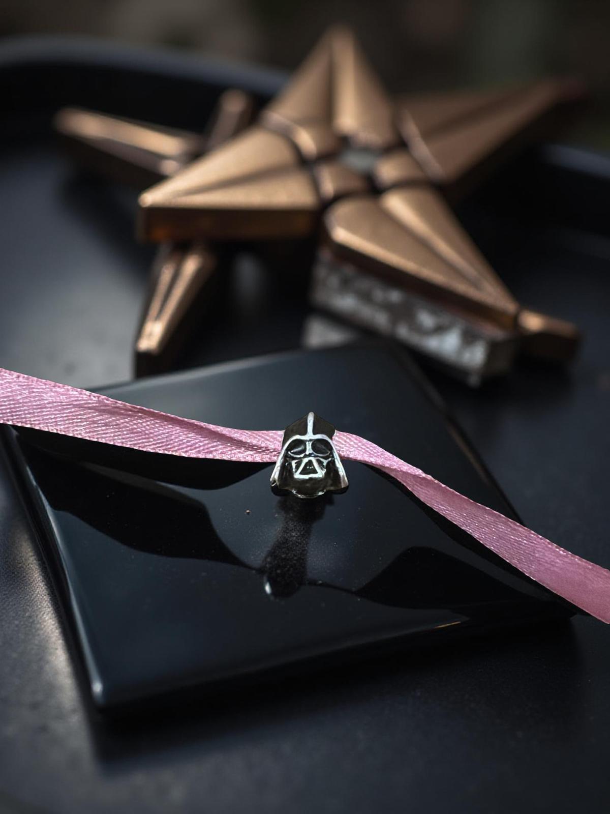 ciondolo star Wars Darth vader nero per bracciali o collane