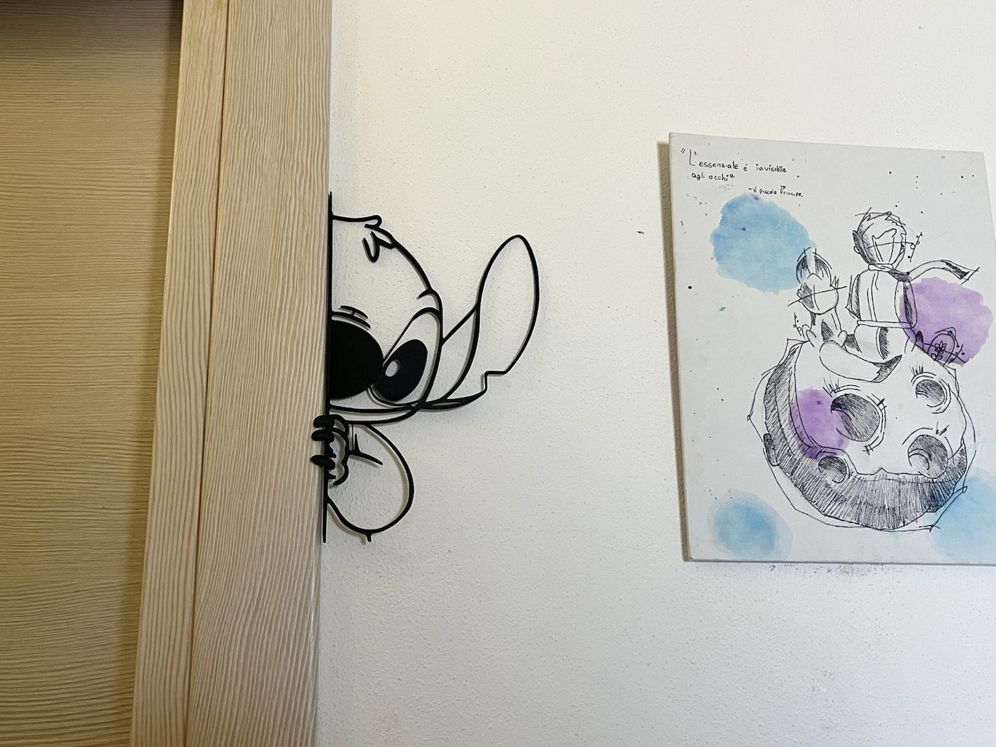 decorazione da parete wall art arte da muro casa stitch capolino porta PLA