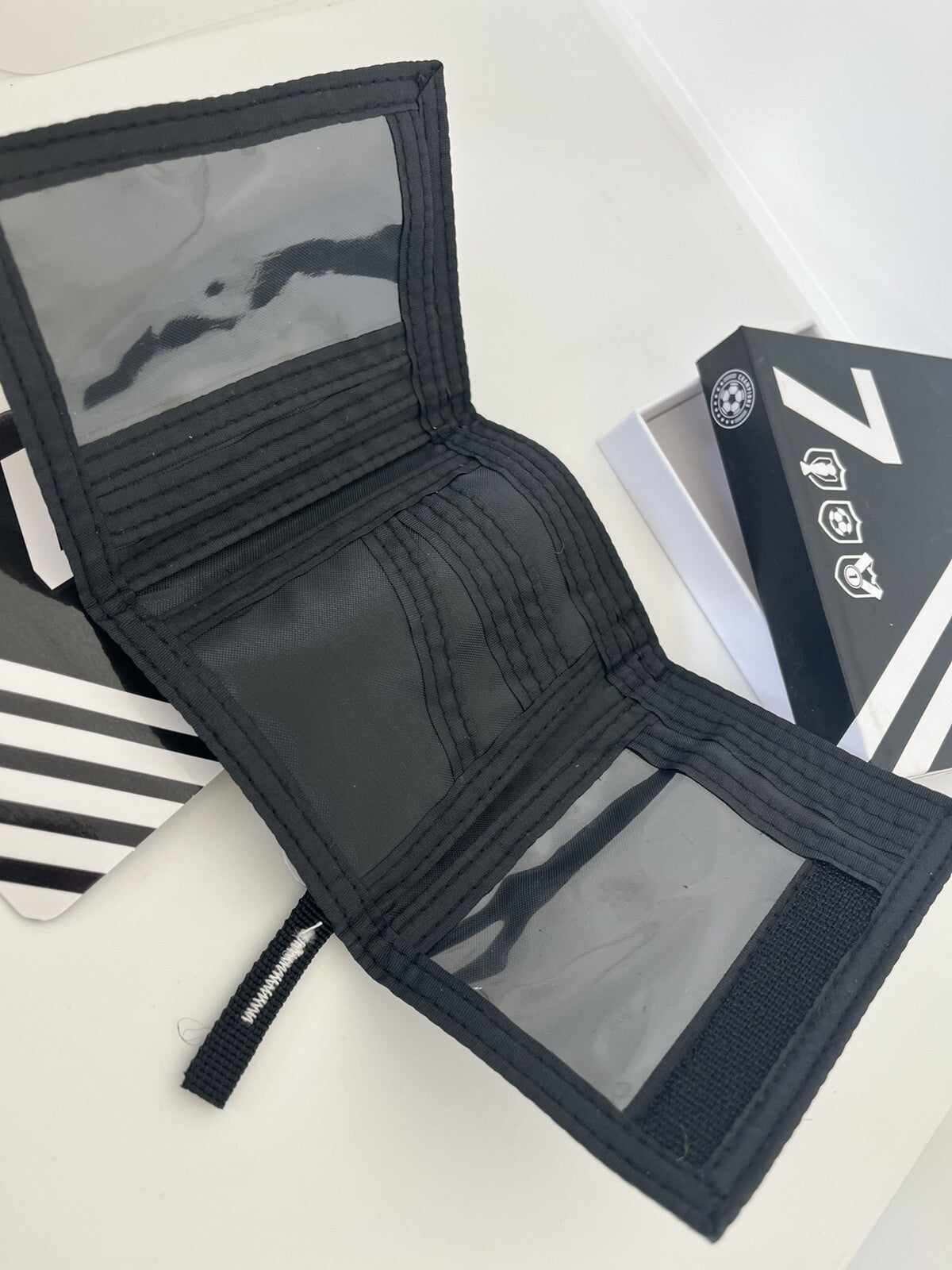 Portafogli borsello bianco nero 7 Champions portafoglio