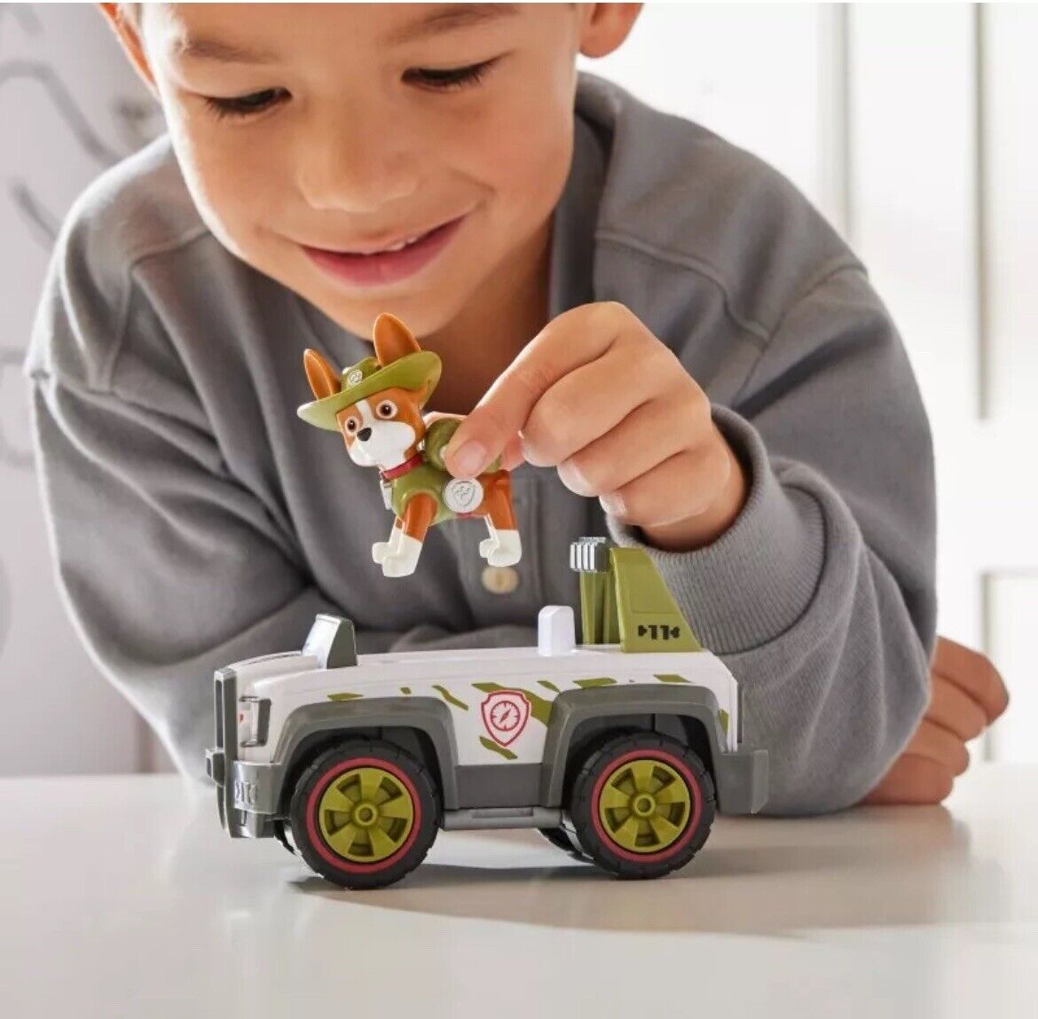 PAW Patrol , auto Jungle Cruiser di Tracker, Veicolo e Personaggio