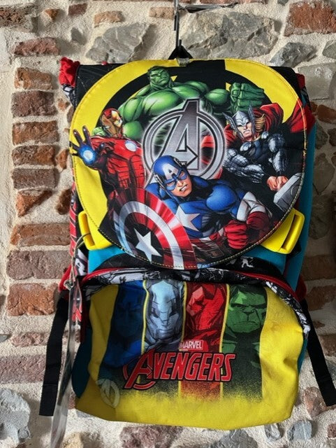 ZAINO SCUOLA MARVEL AVENGERS PATTINA 3 IN 1 CON PERSONAGGIO FIGURA ULTRON