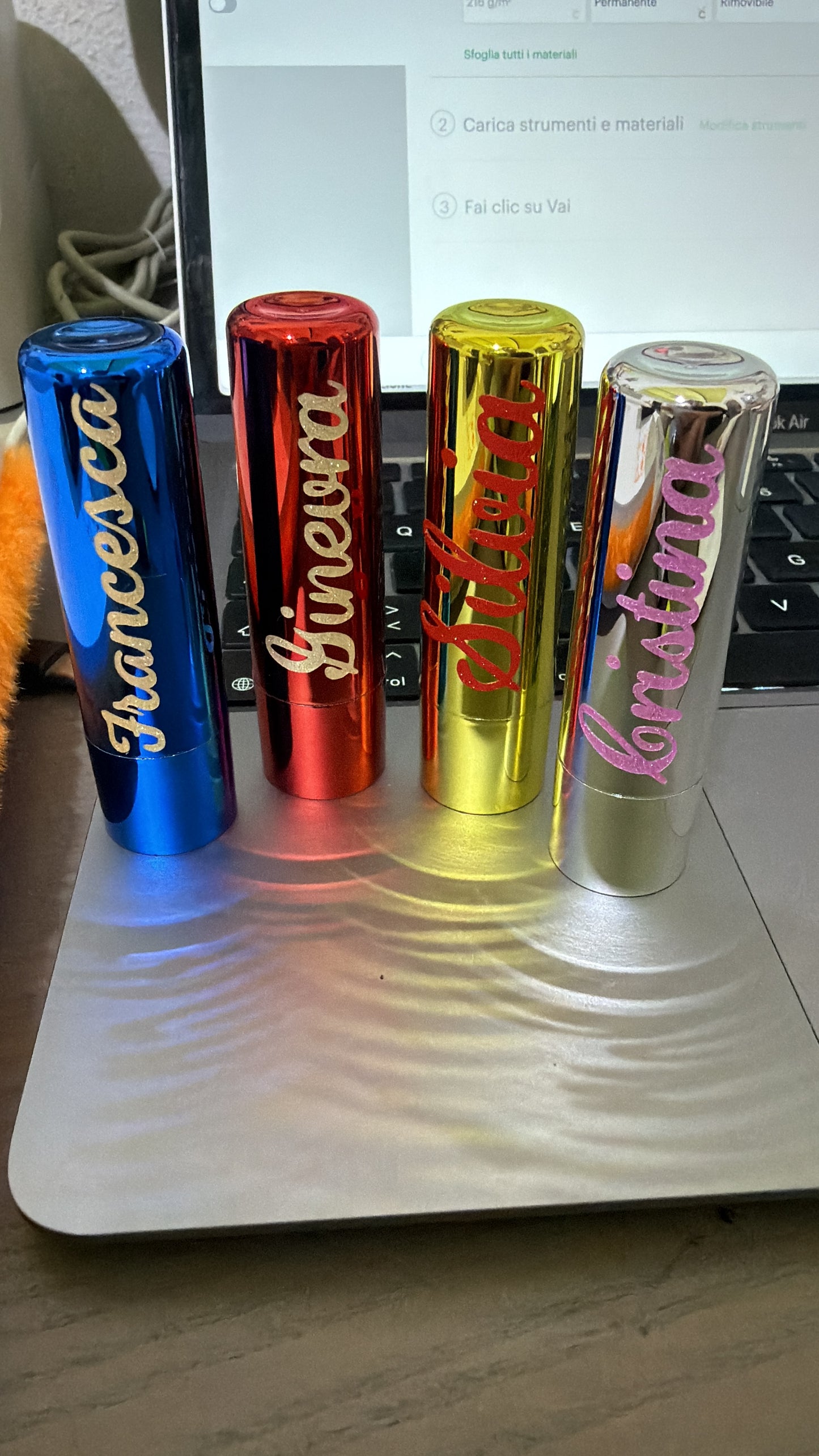 balsamo labbra neutro personalizzato con nome vinile con glitter personalizzabile