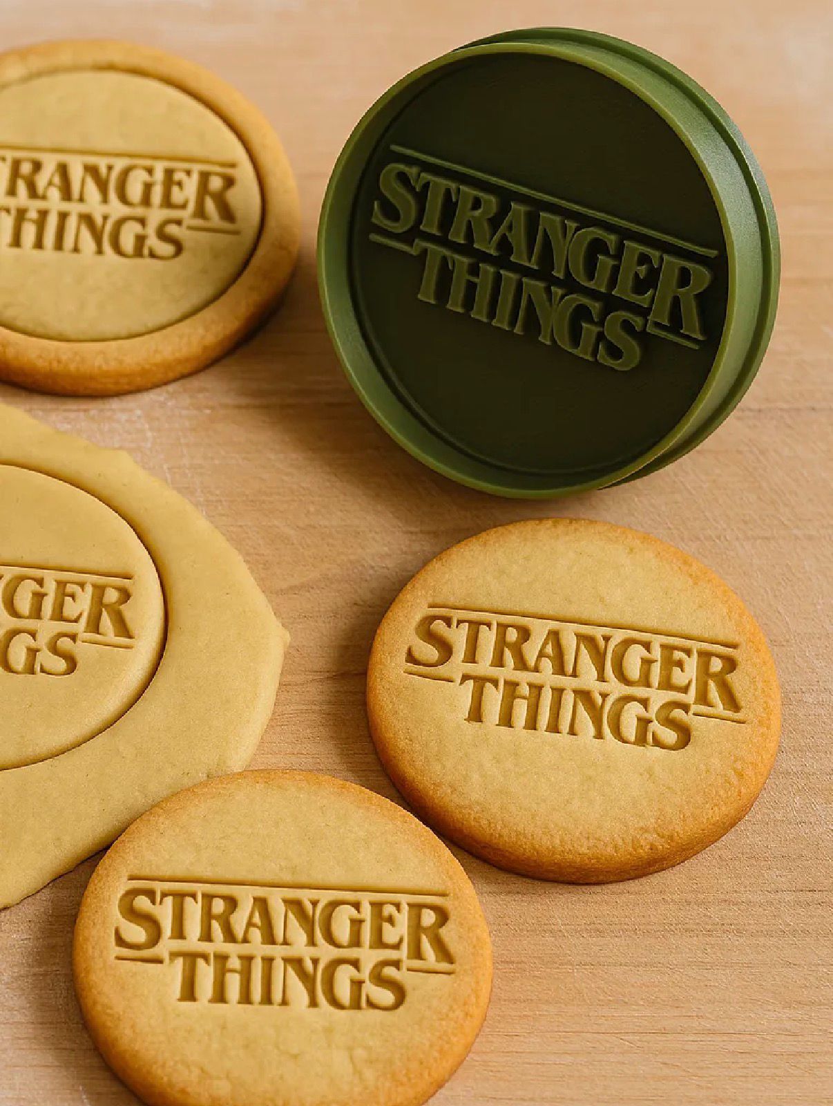 decorazione biscotti cake stamp stampino gadget  STRANGER THINGS 7 cm