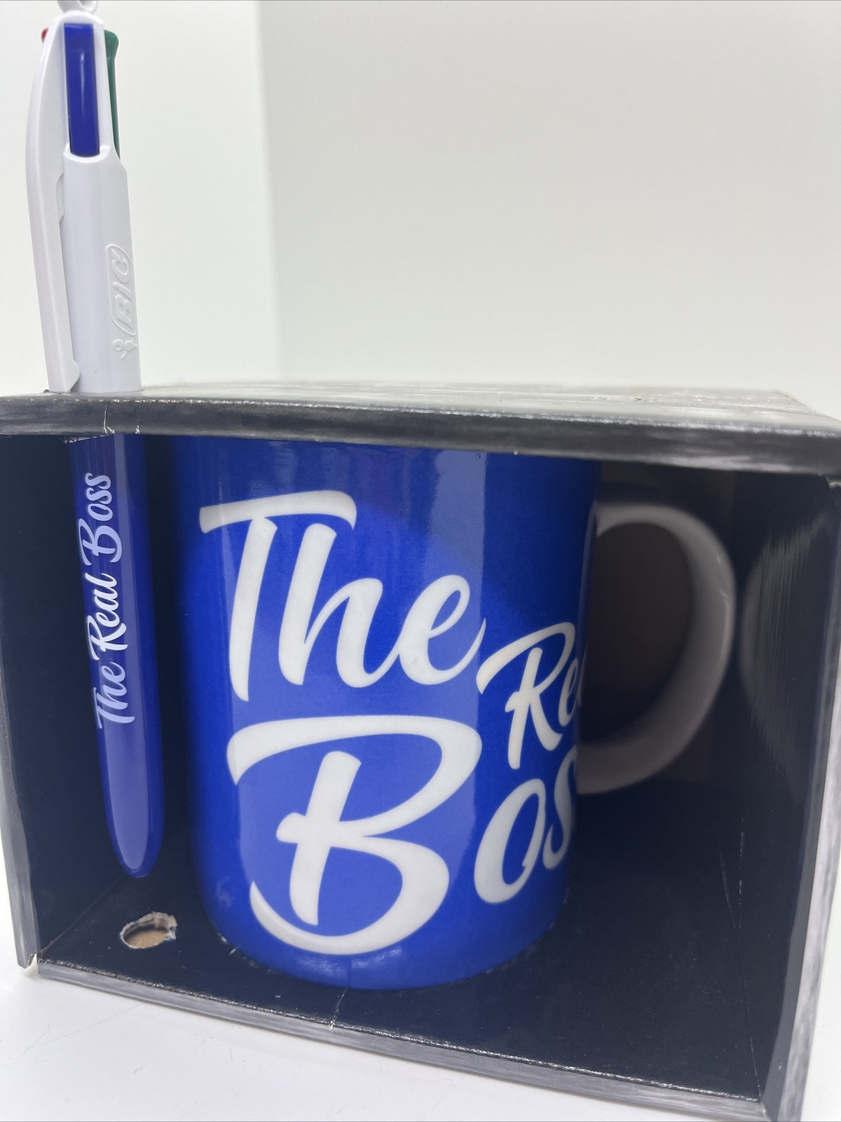 Tazza ceramica tinta unita e bic multicolor colazione The Real Boss