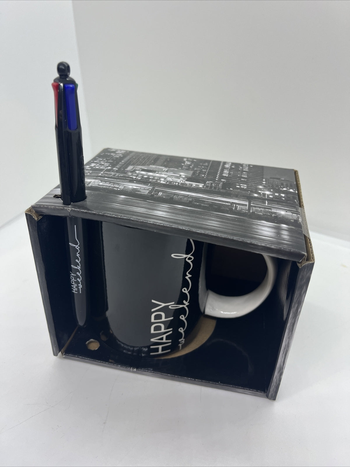 Tazza ceramica tinta unita e bic multicolor colazione Happy Weekend