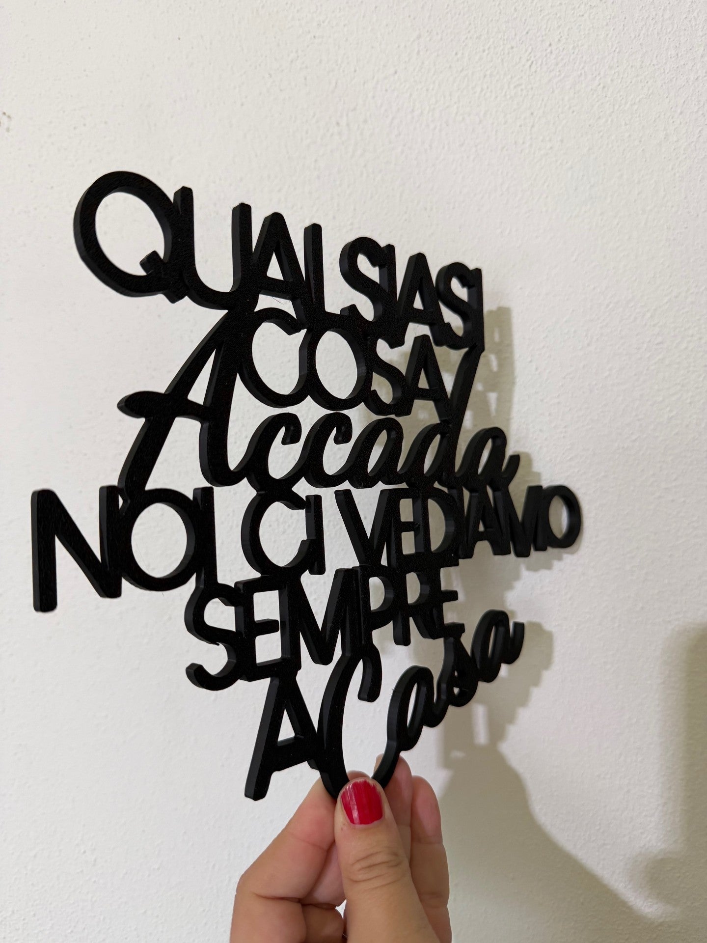 decorazione scritta da appendere "qualsiasi cosa accada noi ci vediamo sempre a casa" home